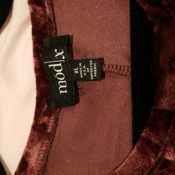 Purple crushed velvet top, long sleeves, Sz XL - Picture 2 of 8